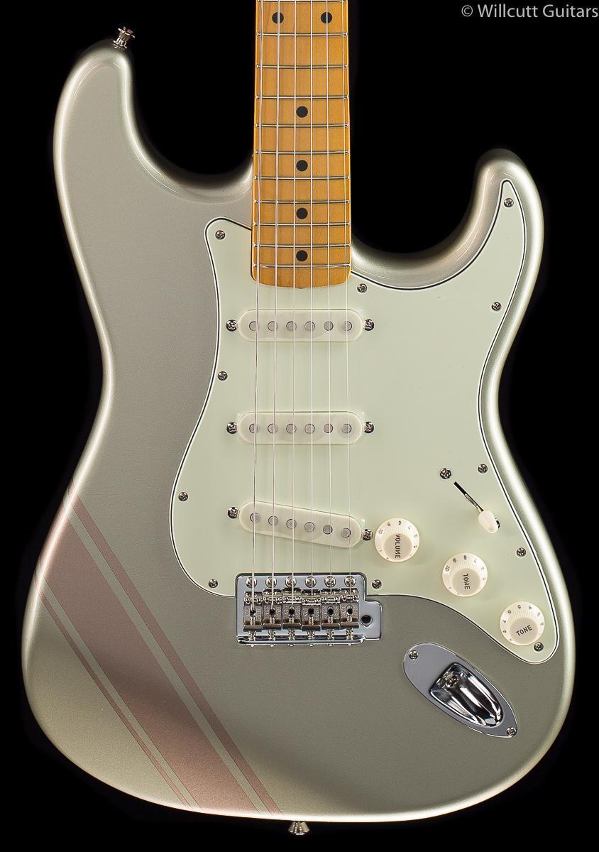 fender-fsr-traditional-50s-stratocaster-inca-silver-with-shoreline-gold-stripes-748