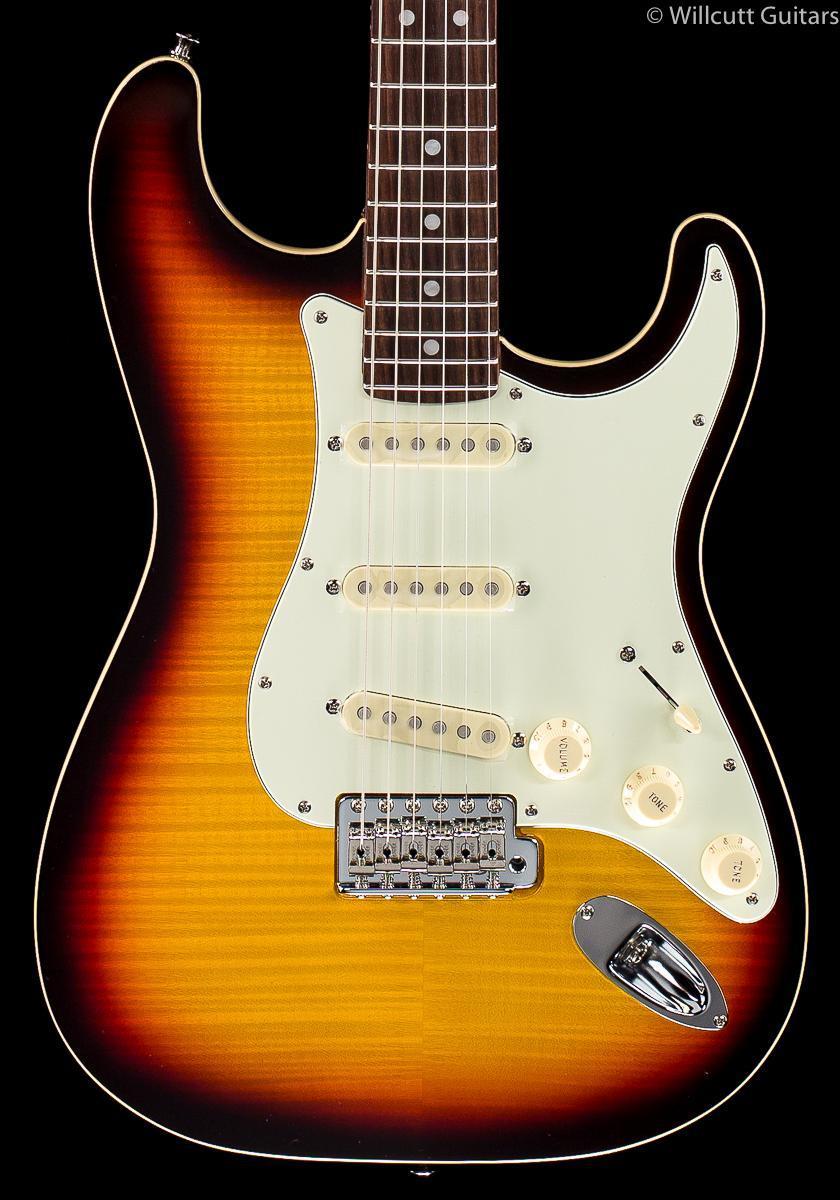 Fender Limited Edition Aerodyne Classic Strat Flame Maple Top 3 Color Sunburst