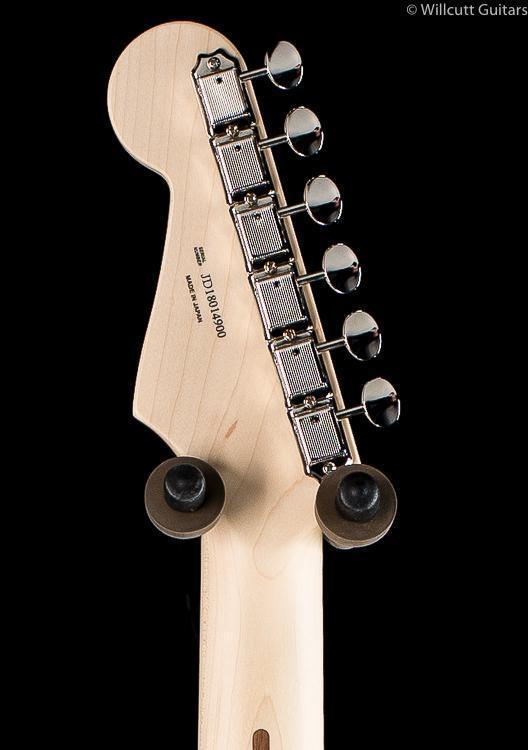 Fender Limited Edition Aerodyne Classic Strat Flame Maple Top 3 Color Sunburst