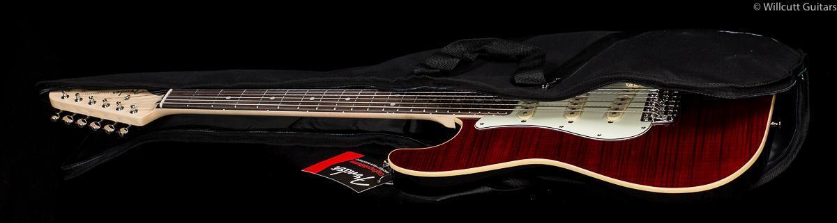 Fender LIMITED EDITION AERODYNE Classic Strat Flame Maple Top Crimson Red Trans