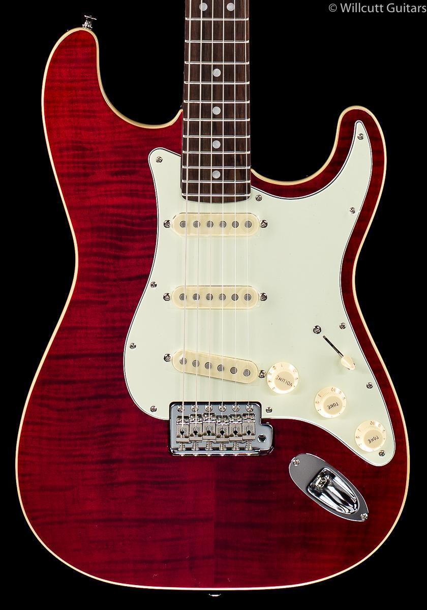 Fender LIMITED EDITION AERODYNE Classic Strat Flame Maple Top Crimson Red Trans