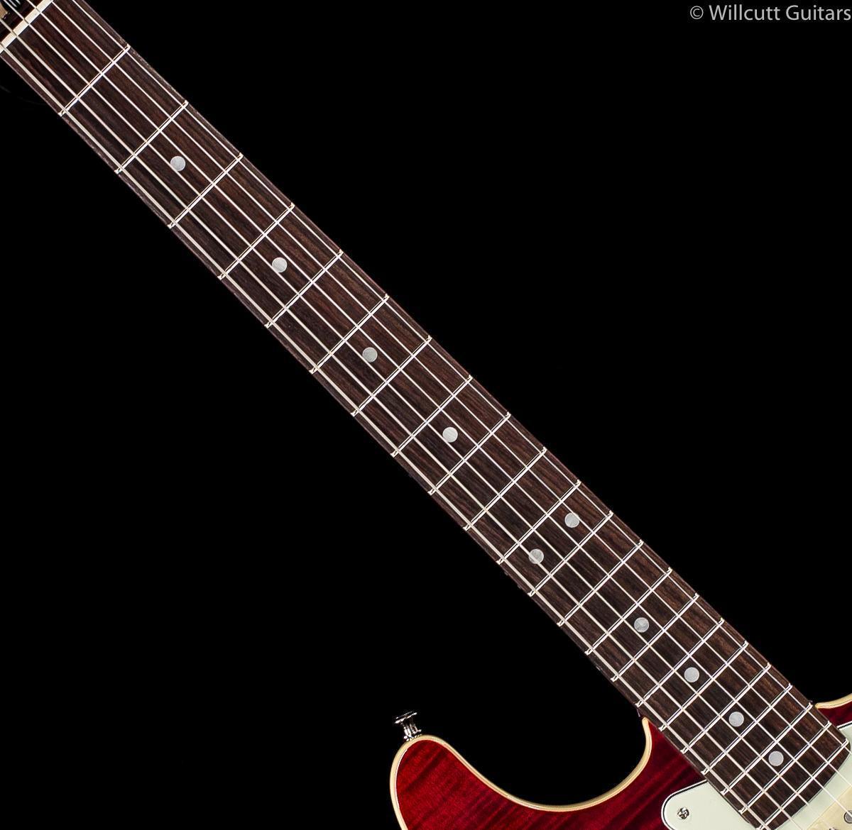 Fender LIMITED EDITION AERODYNE Classic Strat Flame Maple Top Crimson Red Trans