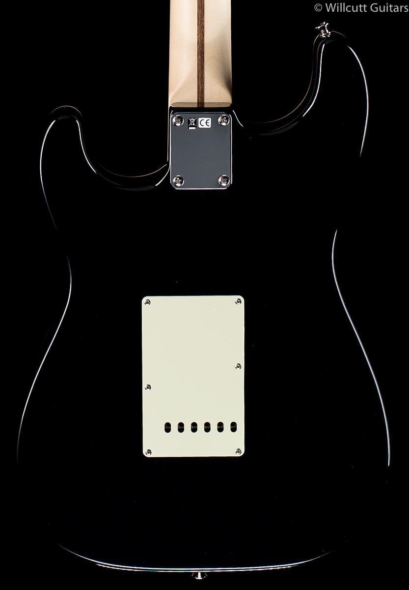 fender-limited-edition-aerodyne-classic-strat-flame-maple-top-crt-454