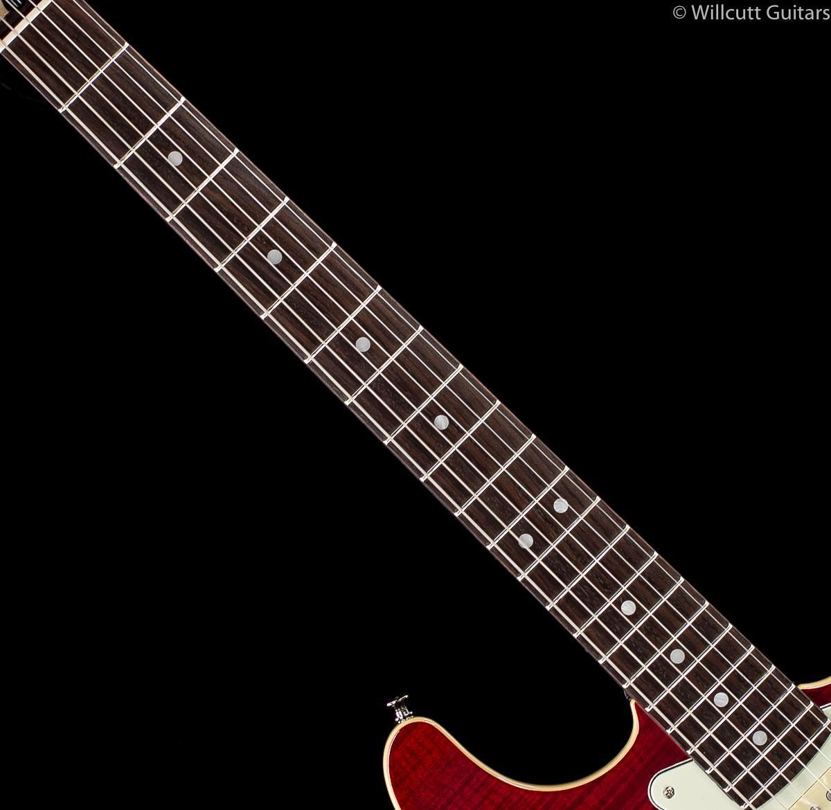 fender-limited-edition-aerodyne-classic-strat-flame-maple-top-crt-454