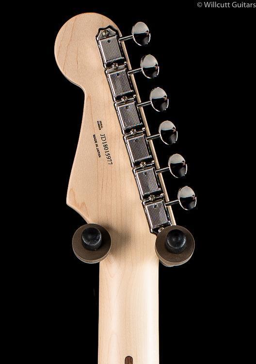 Fender Limited Edition Aerodyne Classic Strat Flame Maple Top 3 Color Sunburst