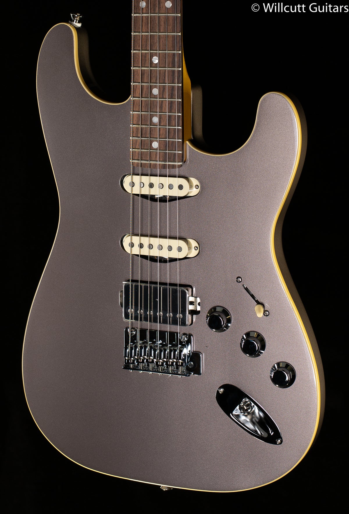 Fender Aerodyne Special Stratocaster HSS Dolphin Gray Metallic (088)