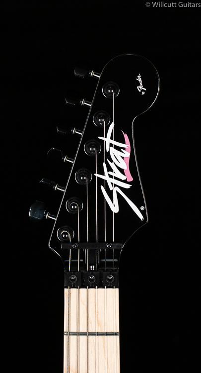 Fender Limited Edition HM Strat Flash Pink