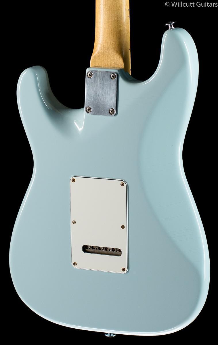 suhr-classic-s-antique-hss-sonic-blue-maple-28