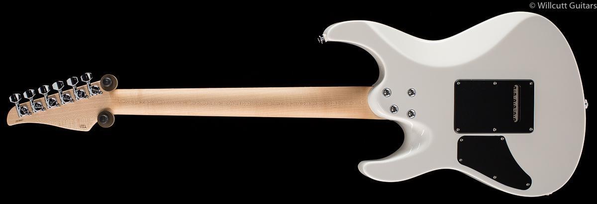 suhr-modern-white-hsh-38