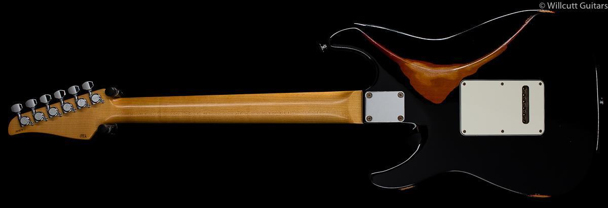 suhr-classic-antique-black-over-3-tone-sunburst-sss-57