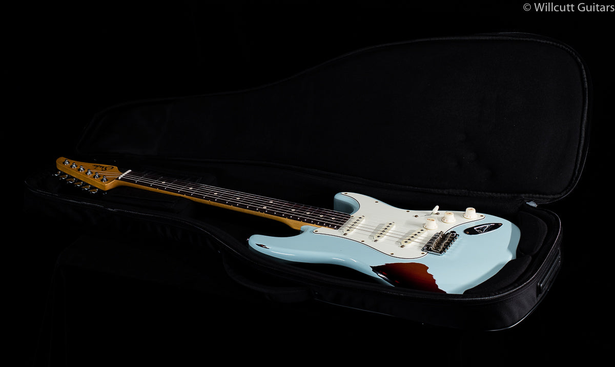 Suhr Classic Antique Sonic Blue over 3 Tone Sunburst SSS (61)