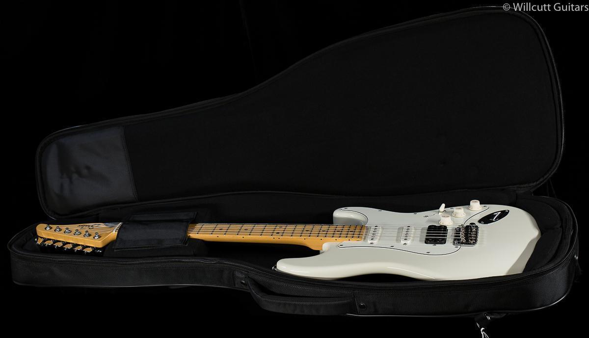 suhr-classic-s-hss-olympic-white-maple-85