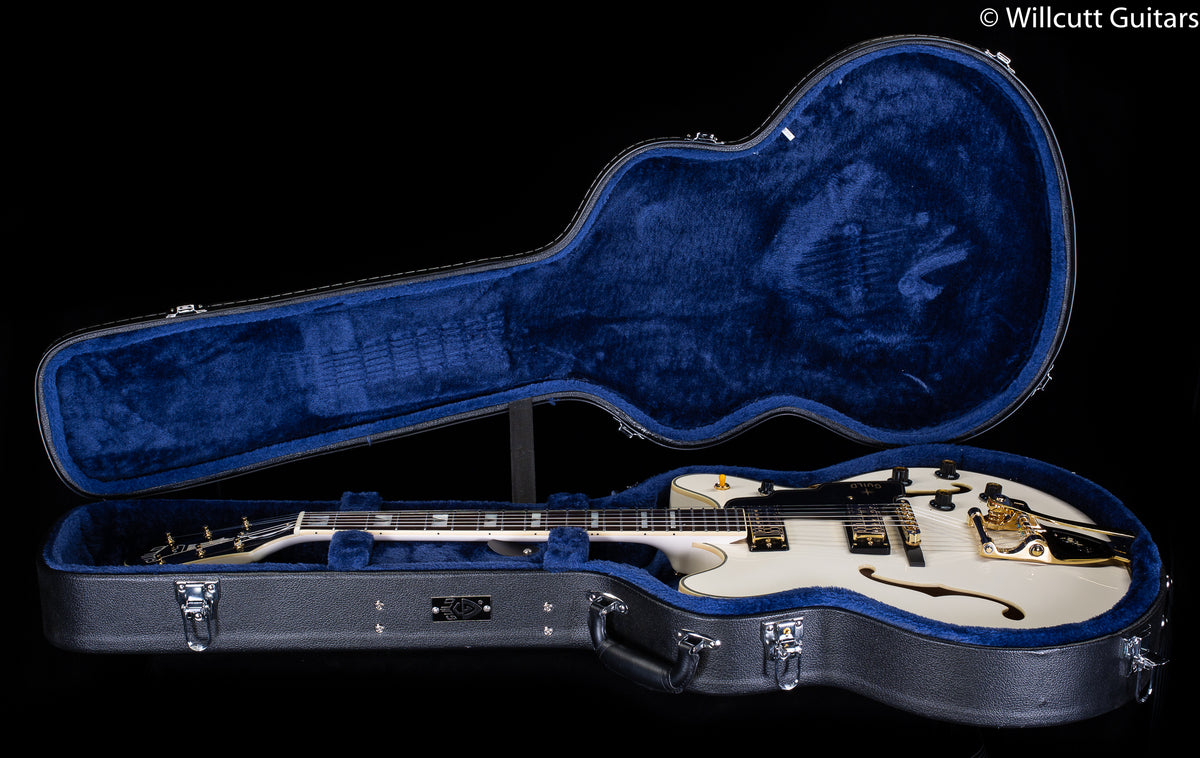 Guild Starfire VI w/ Guild Vibrato Tailpiece Snowcrest White (249)