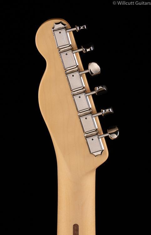 Fender Limited Edition Cabronita Telecaster Lake Placid Blue