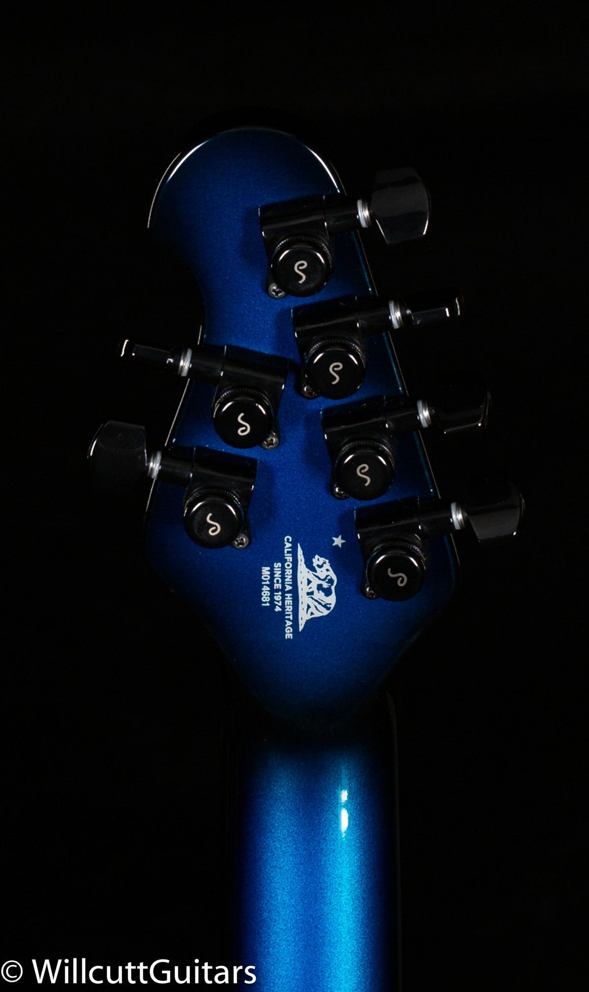 Ernie Ball Music Man Majesty Titan Blue