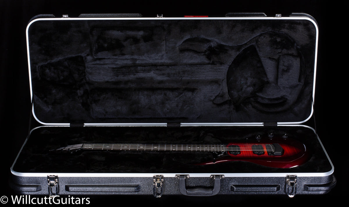 Ernie Ball Music Man Majesty 6 Lava Flow (309)