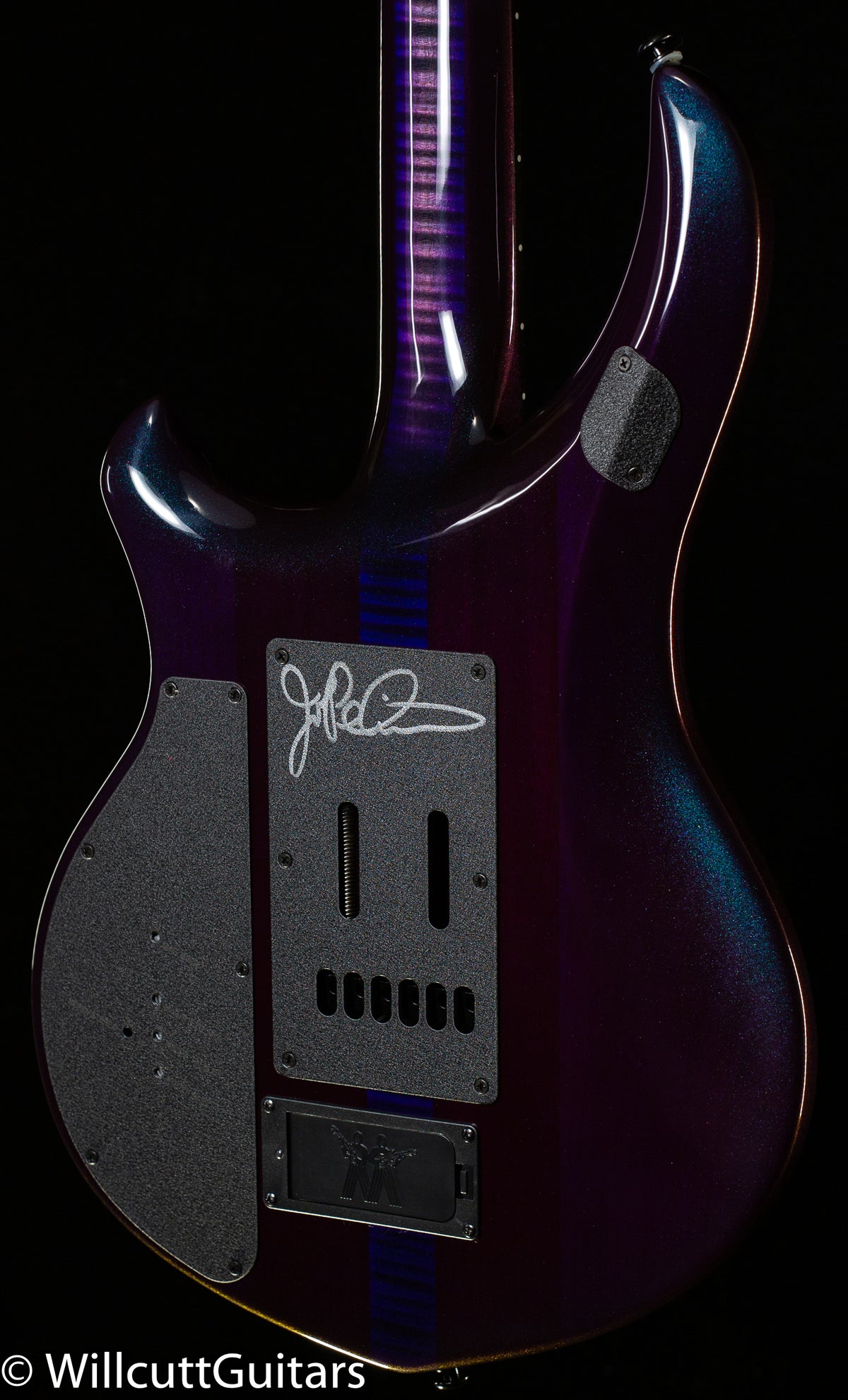 Ernie Ball Music Man Majesty 6 Crystal Amethyst (160)
