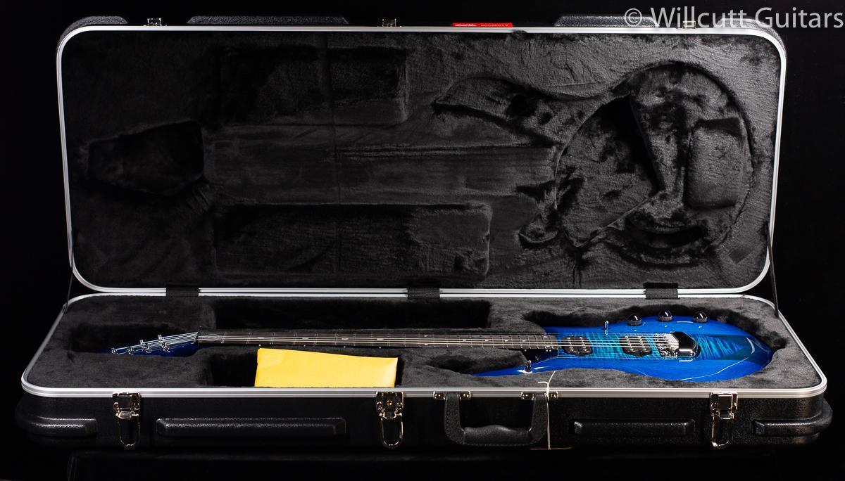 ernie-ball-music-man-majesty-blue-honu-748