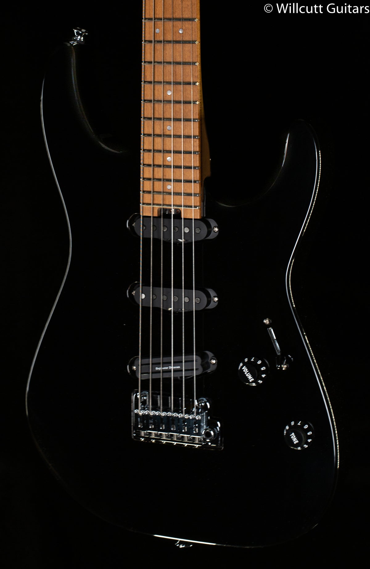 Charvel Pro-Mod DK22 SSS 2PT CM Caramelized Maple Fingerboard Gloss Black (399)