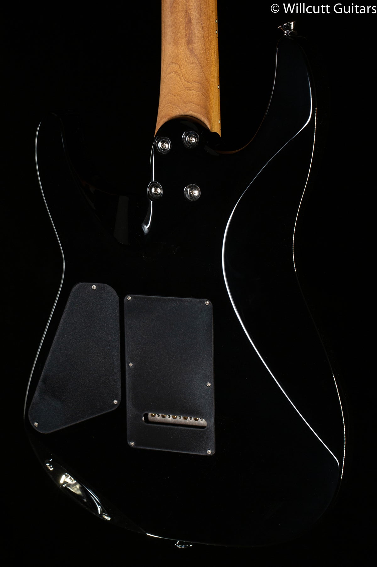 Charvel Pro-Mod DK22 SSS 2PT CM Caramelized Maple Fingerboard Gloss Black (399)