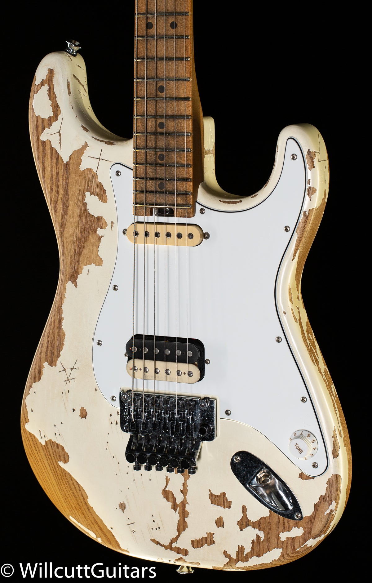 Charvel Henrik Danhage Limited Edition Signature Pro-Mod So-Cal Style 1 HS FR M, Maple Fingerboard, White Relic (742)