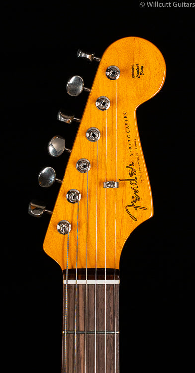 Fender Classic Series &#39;60s Stratocaster Lacquer 3-Tone Sunburst