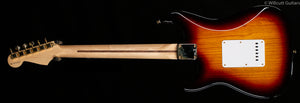 Fender Deluxe Players Strat 3-Color Sunburst (261)