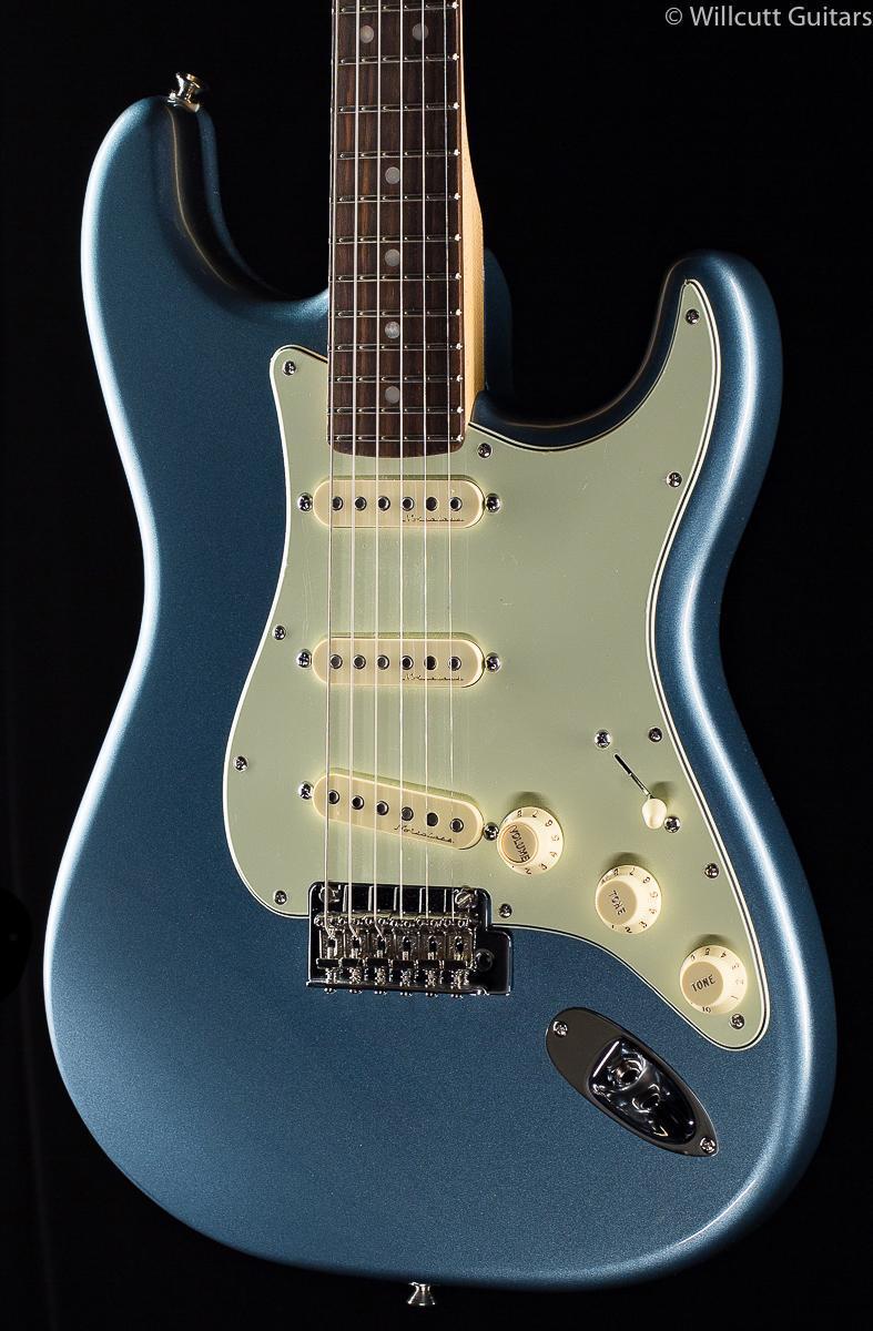 Fender Deluxe Roadhouse Stratocaster Mystic Ice Blue (866