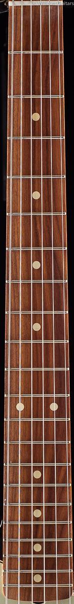 fender-classic-series-60s-stratocaster-3-color-sunburst-726