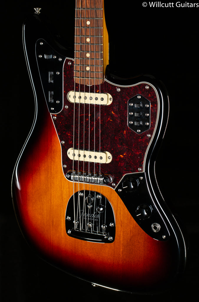 Fender Classic Player Jaguar Special 3-Tone Sunburst Pau Ferro