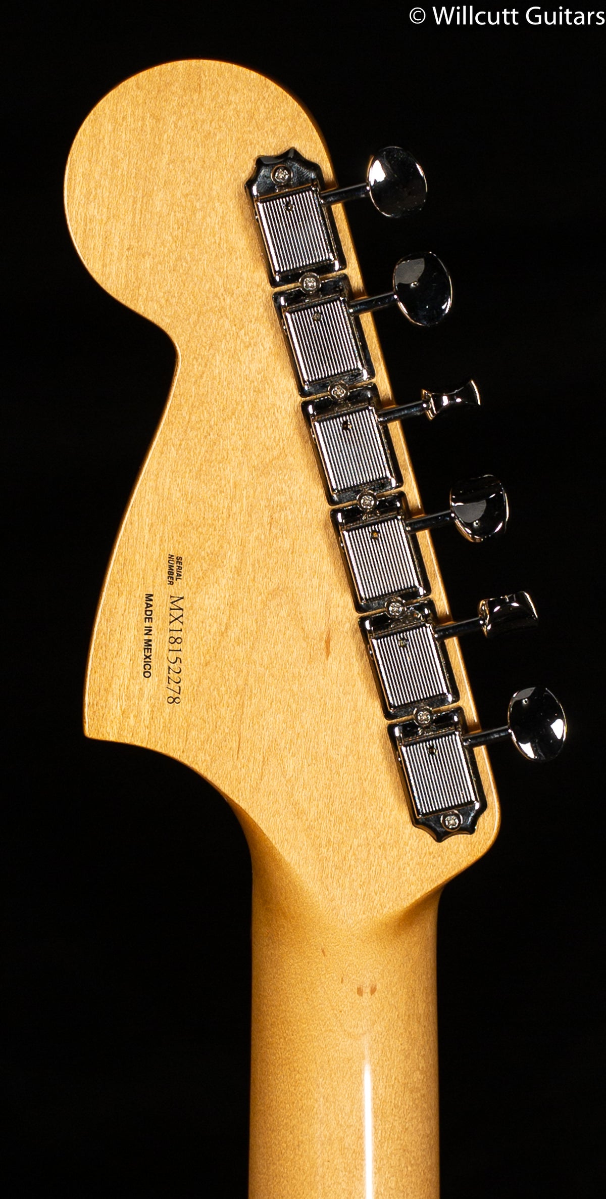 Fender Classic Player Jaguar Special 3-Tone Sunburst Pau Ferro