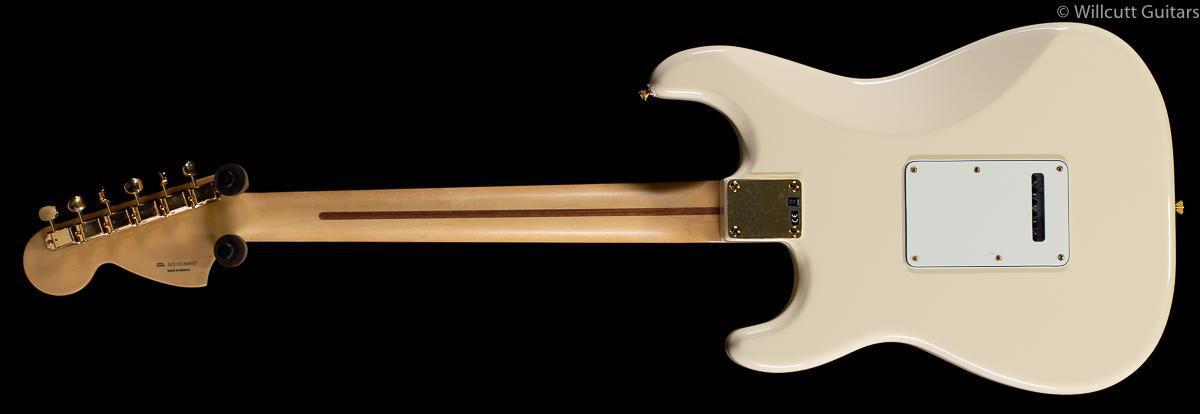 fender-limited-edition-mahogany-blacktop-stratocaster-hhh-olympic-white-gold-hardware-047