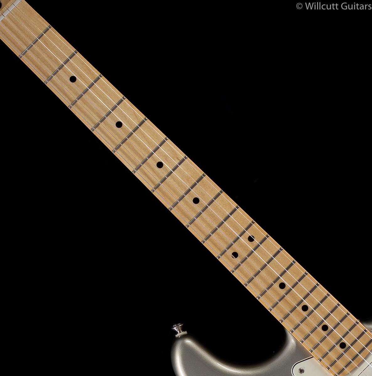 fender-ltd-player-stratocaster-inca-silver-maple-310