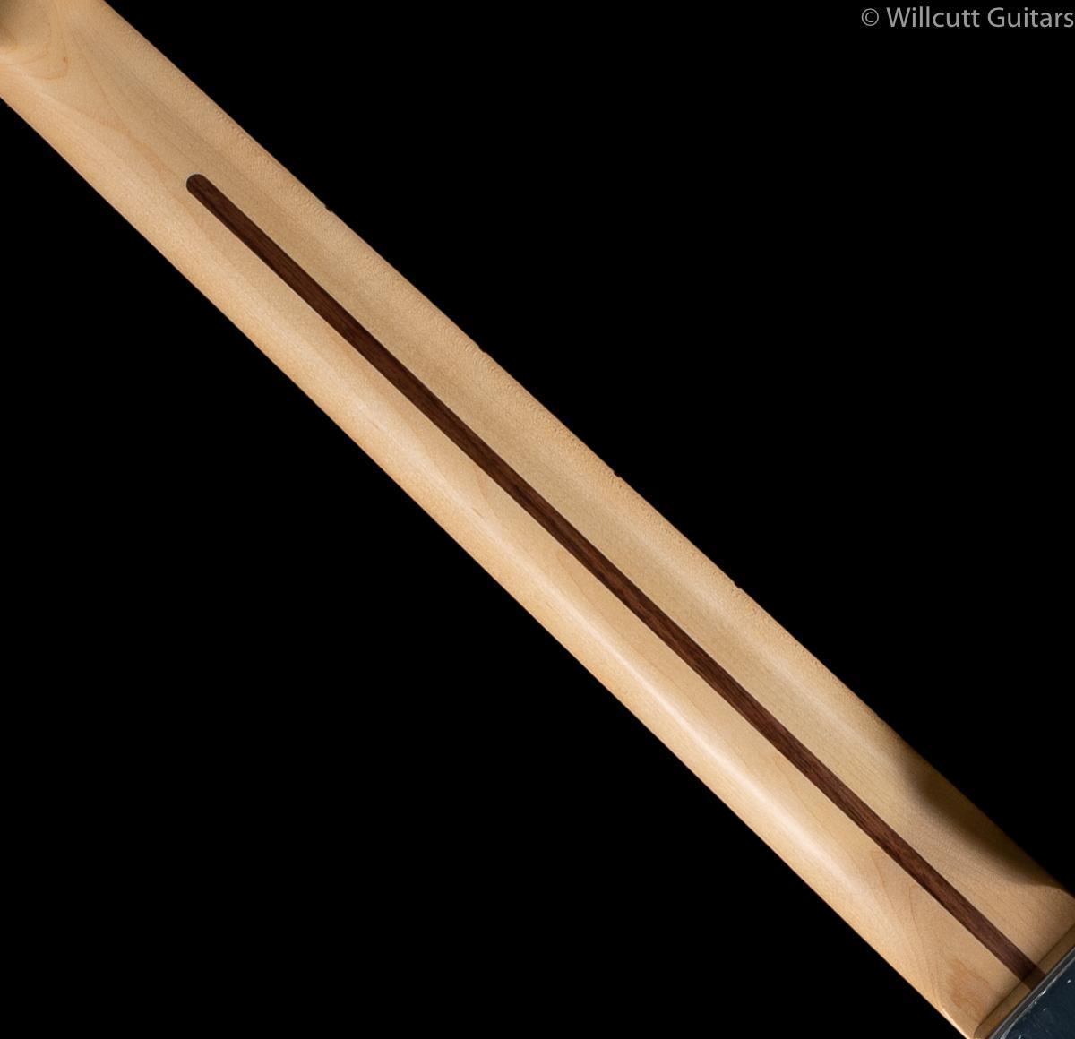 fender-ltd-player-stratocaster-inca-silver-maple-310