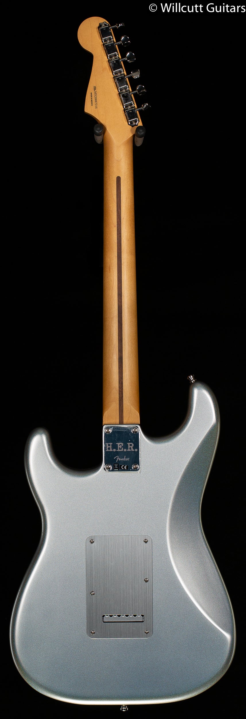 Fender H.E.R. Stratocaster Chrome Glow Maple Fingerboard (216)