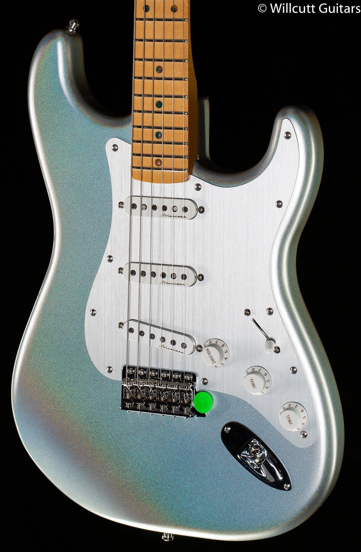 Fender H.E.R. Stratocaster Chrome Glow Maple Fingerboard (216)