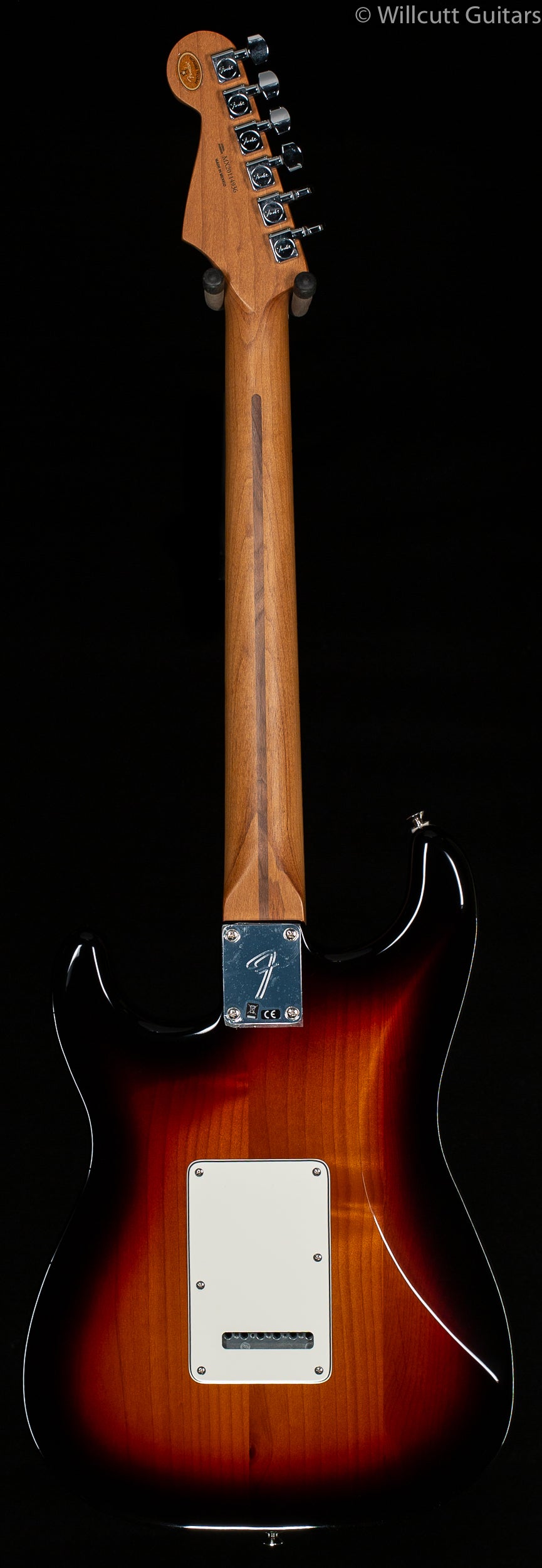 Fender Limited Edition Player Stratocaster Roasted Maple Neck 3-Color Sunburst