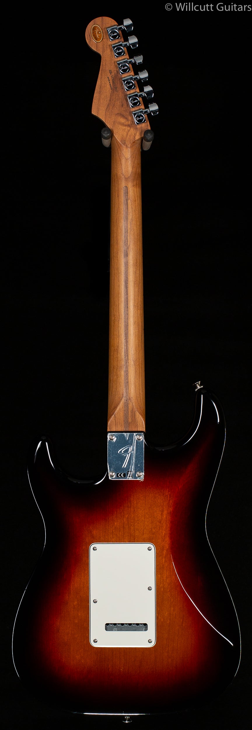 Fender Limited Edition Player Stratocaster Roasted Maple Neck 3-Color Sunburst