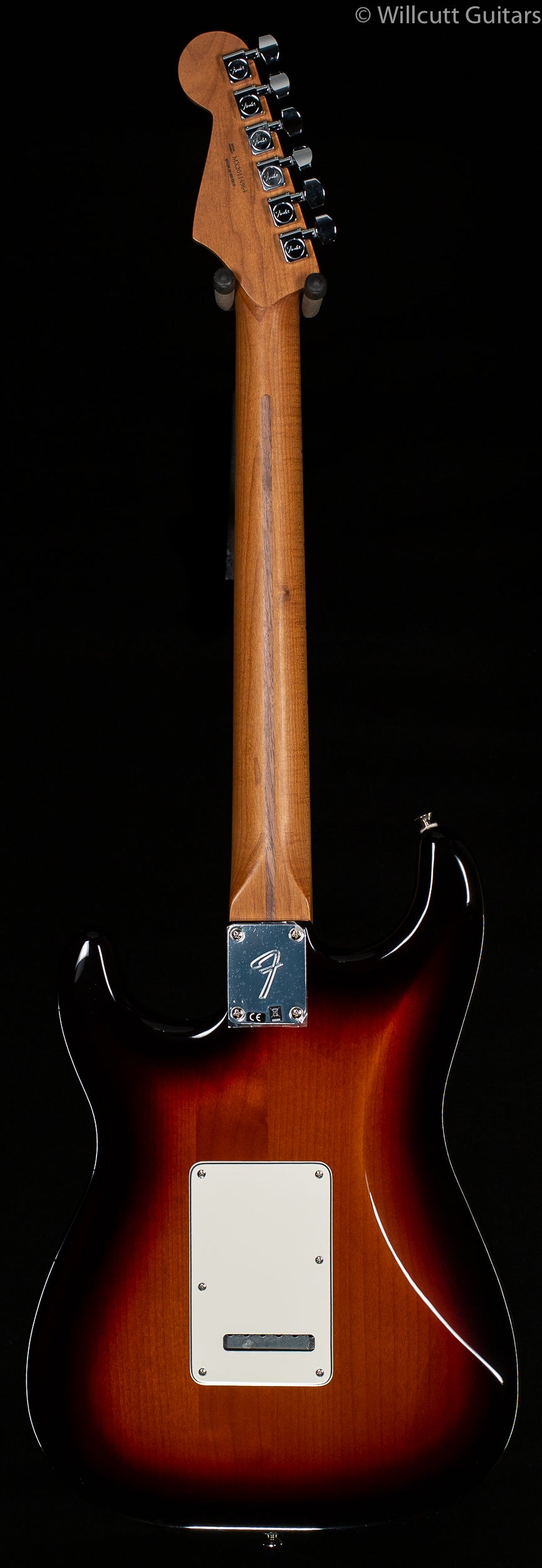 Fender Limited Edition Player Stratocaster Roasted Maple Neck 3-Color Sunburst