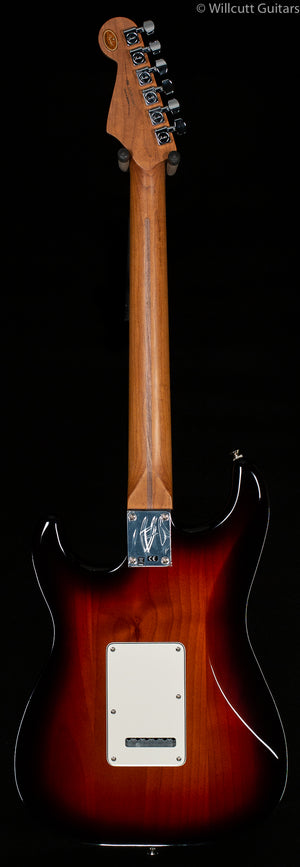 Fender Limited Edition Player Stratocaster Roasted Maple Neck 3-Color Sunburst