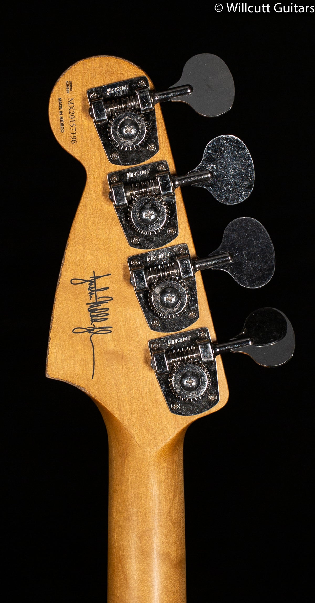 Fender JMJ Road Worn Mustang Bass Daphne Blue