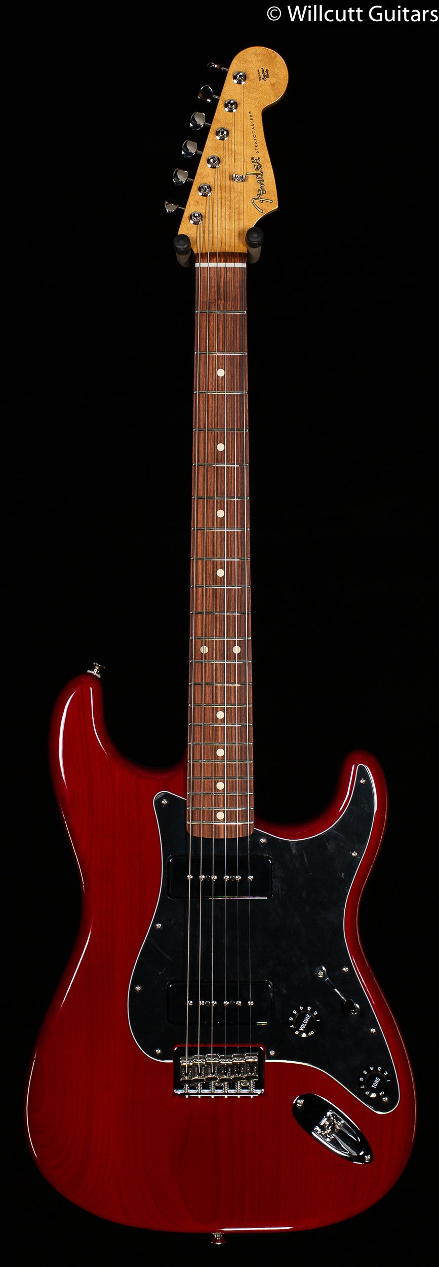 Fender Noventa Stratocaster Pau Ferro Fingerboard Crimson Red Transparent DEMO