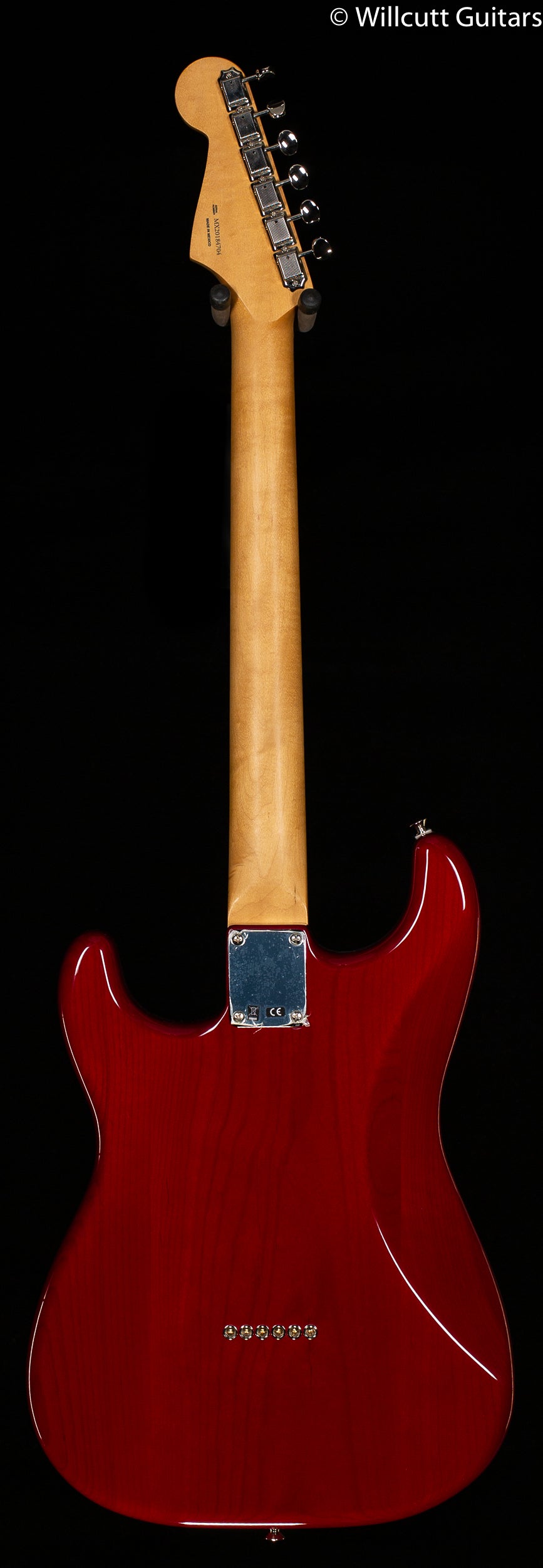 Fender Noventa Stratocaster Pau Ferro Fingerboard Crimson Red Transparent DEMO