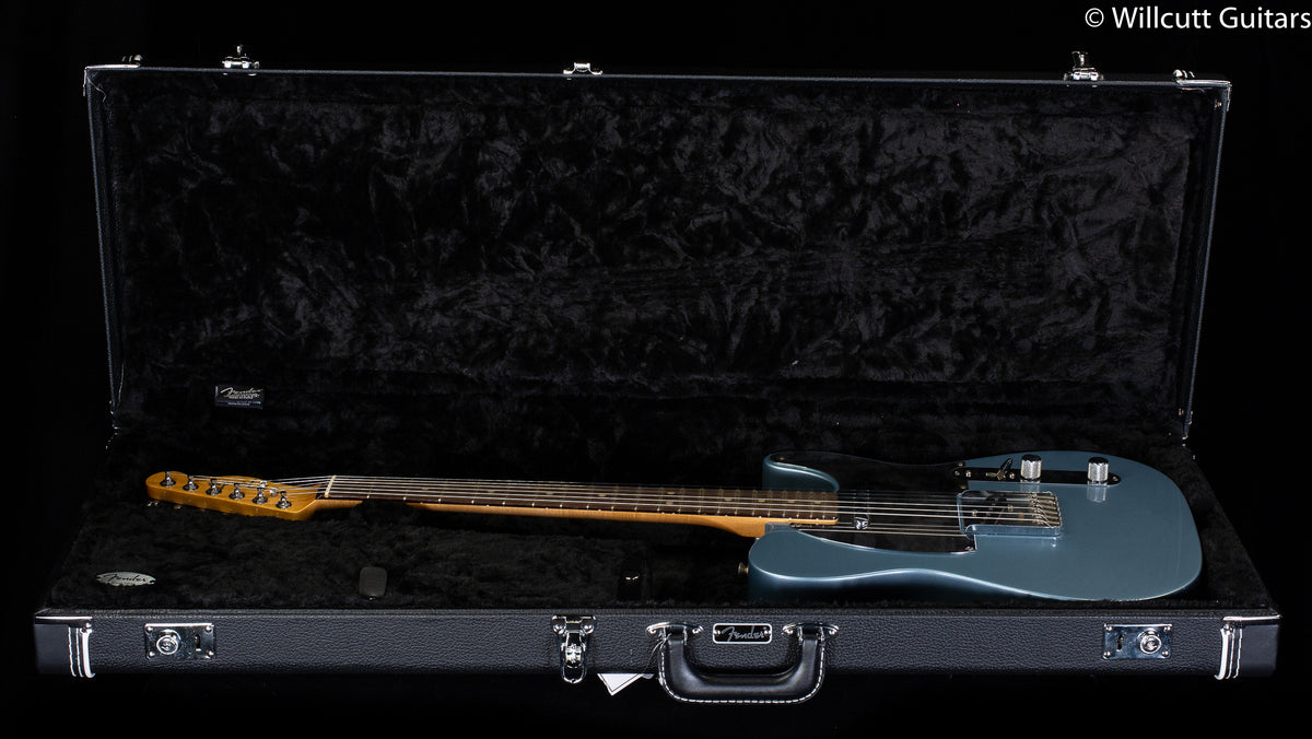 Fender Chrissie Hynde Telecaster Rosewood Fingerboard Ice Blue Metallic (548)