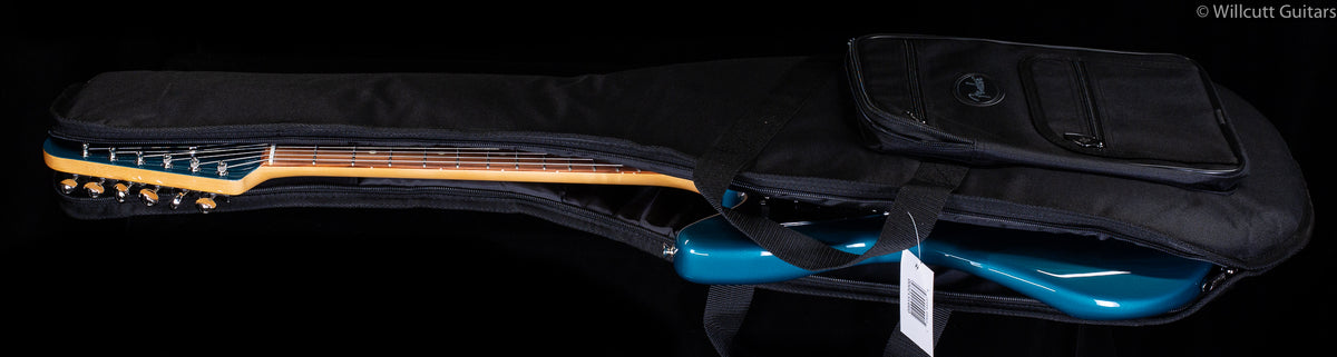 Fender Vintera &#39;60s Jaguar Ocean Turquoise