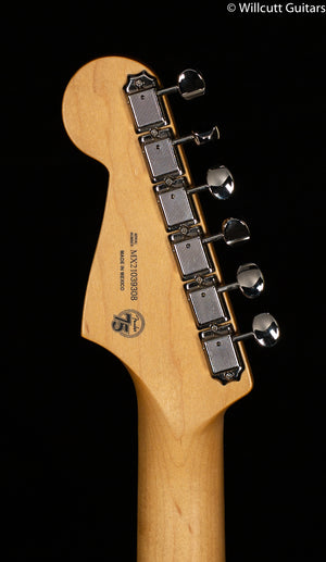 Fender Noventa Stratocaster Maple Fingerboard Daphne Blue