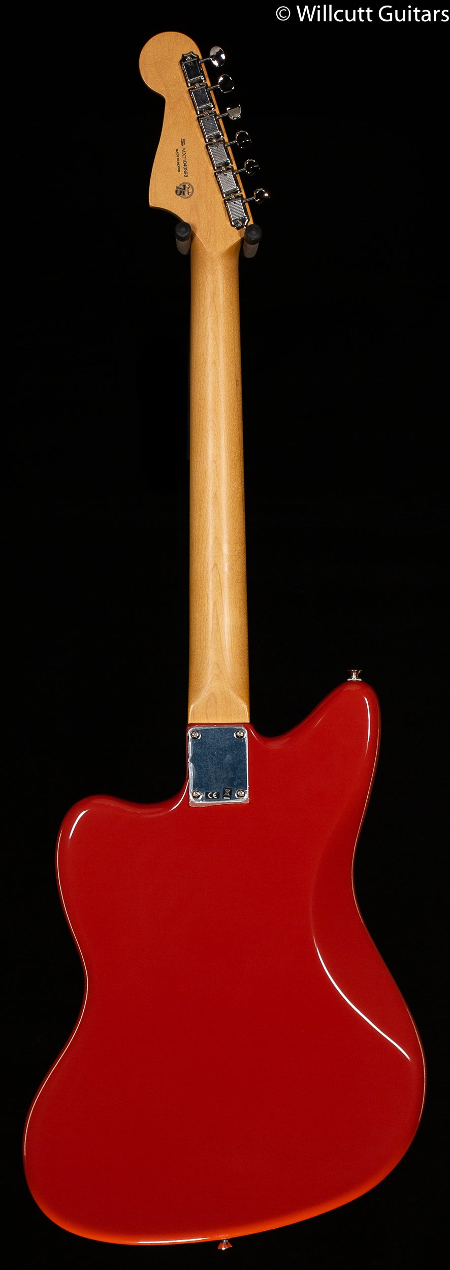 Fender Noventa Jazzmaster リフィニッシュ The Big Review: Fender Noventa Jazzmaster