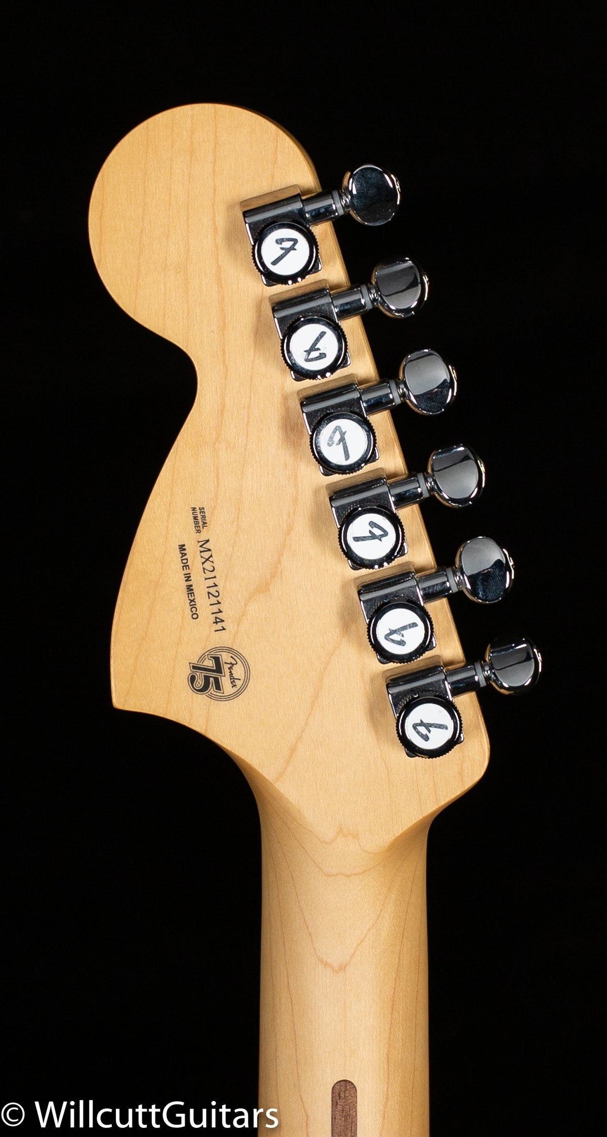 Fender Deluxe Roadhouse Stratocaster Mystic Ice Blue
