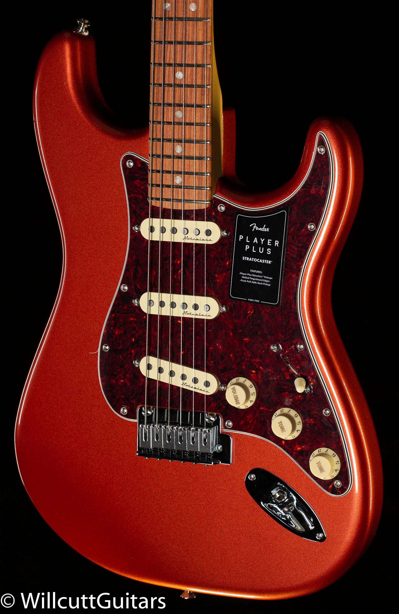 Fender Player Plus Stratocaster Aged Candy Apple Red Pau Ferro 
