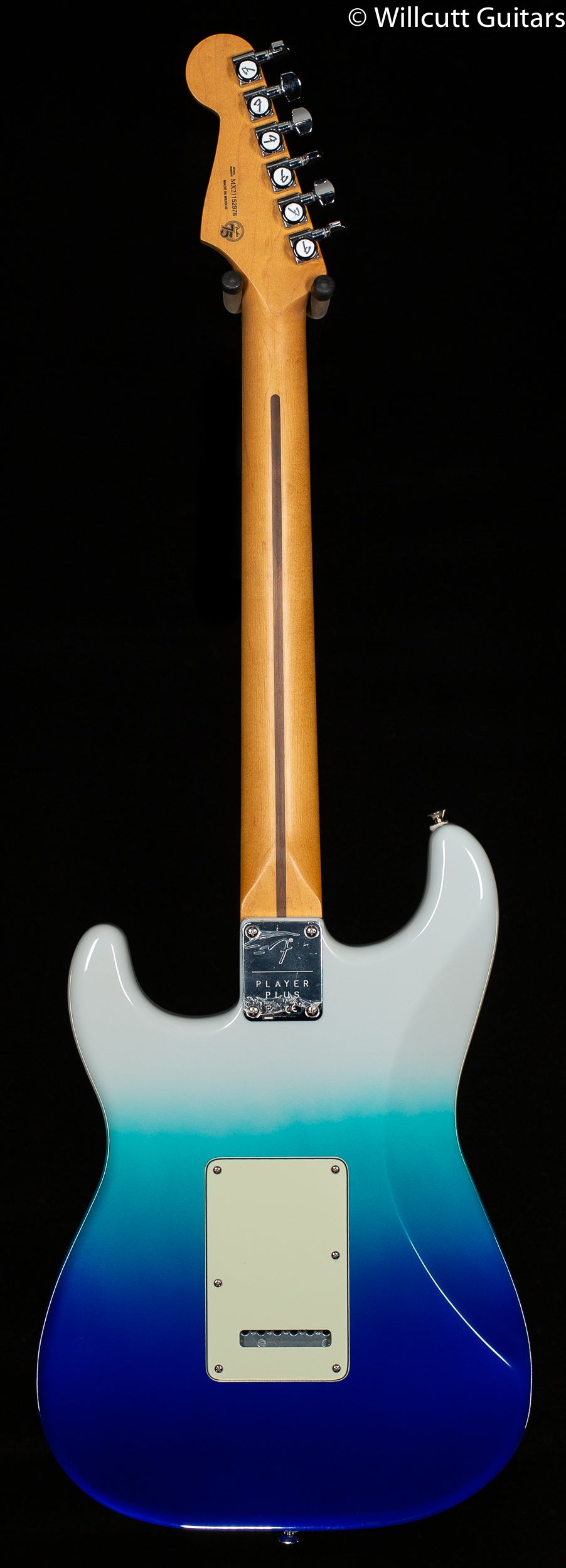 Fender Player Plus Stratocaster HSS Belair Blue Pau Ferro Fingerboard (878)